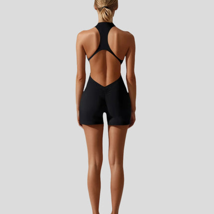 [AVANZARE - Disponibil din 10.04] Salopetă scurtă cu efect de ridicare și spate deschis - Scrunch Bum | Puternic x Feminin x Sexy